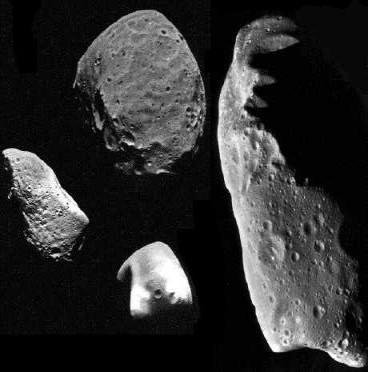 Foto di alcuni asteroidi