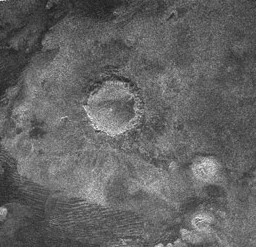il cratere Sinlap fotografato nel 2005